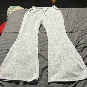 Shein, Super soft boot cut sweat pants